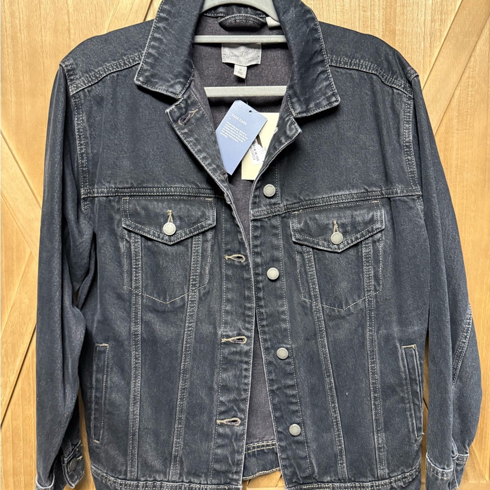 Universal Threads NWT Womens Black Denim Jacket Size XS
